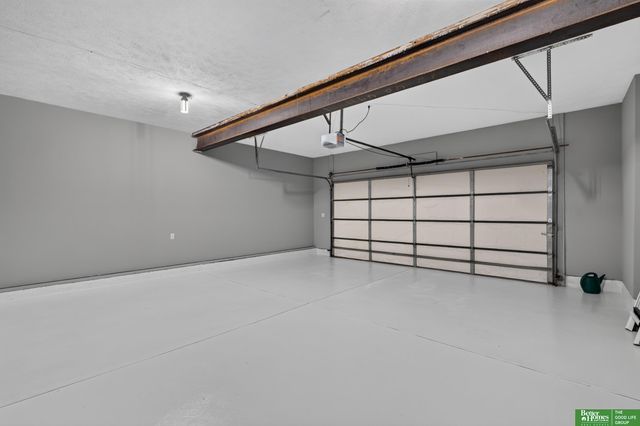 2321 N 144 Avenue, Omaha, NE 68116