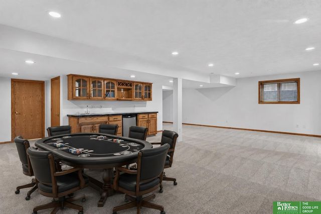 2321 N 144 Avenue, Omaha, NE 68116
