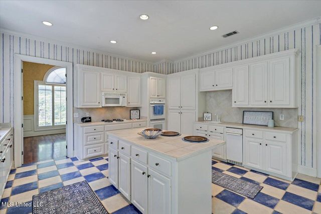 772 Oakmont Parkway, Ridgeland, MS 39157