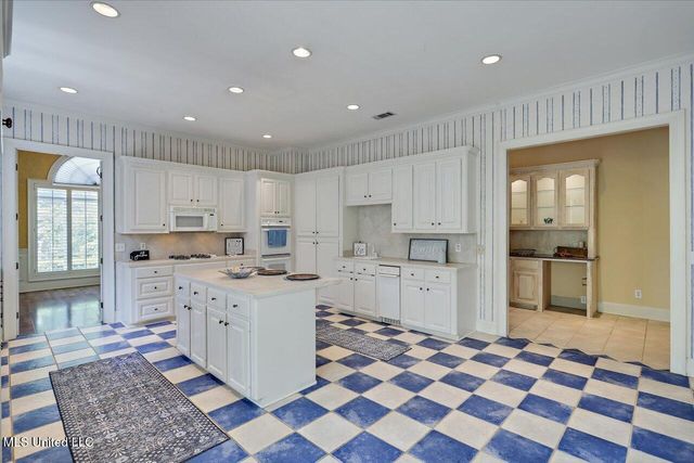 772 Oakmont Parkway, Ridgeland, MS 39157