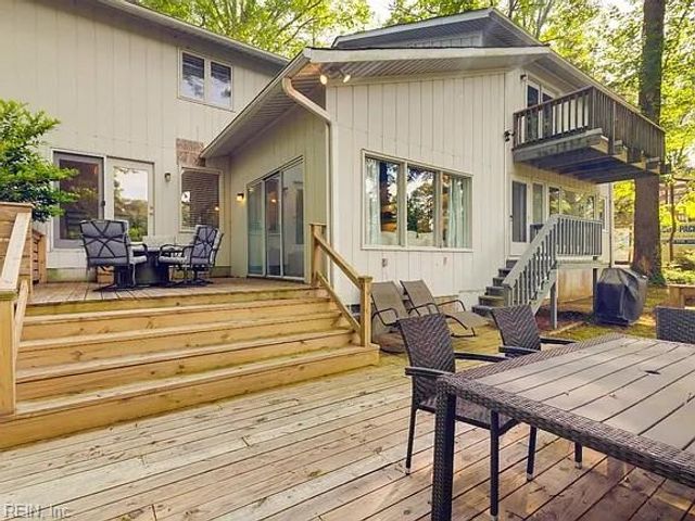 540 Kerry Lake DR, Newport News, VA 23603