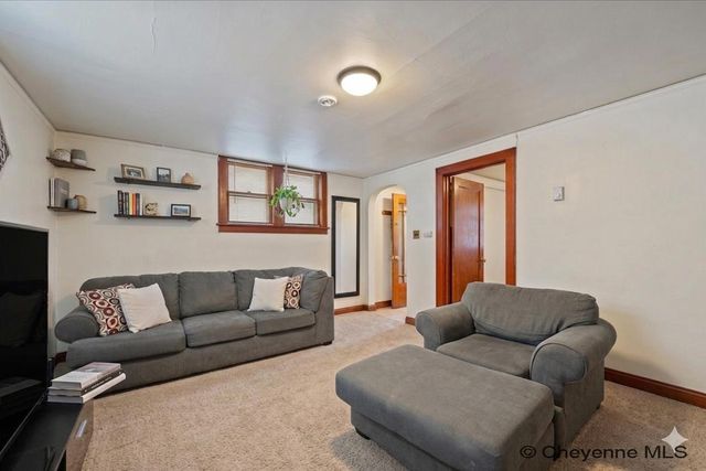 1813 E 19TH ST, Cheyenne, WY 82001