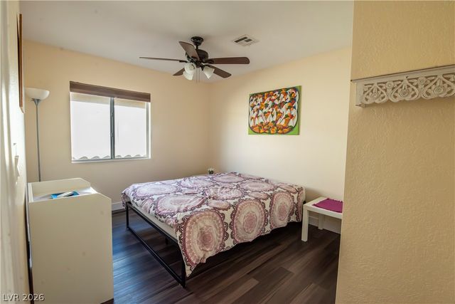 4906 Drifting Pebble Street, North Las Vegas, NV 89081