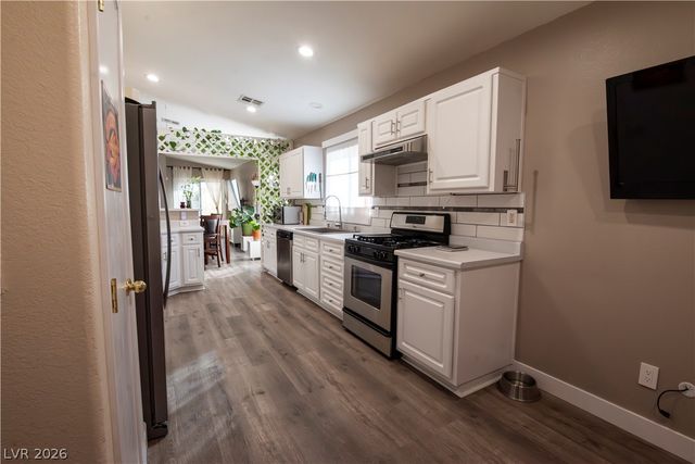 4906 Drifting Pebble Street, North Las Vegas, NV 89081