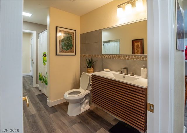 4906 Drifting Pebble Street, North Las Vegas, NV 89081