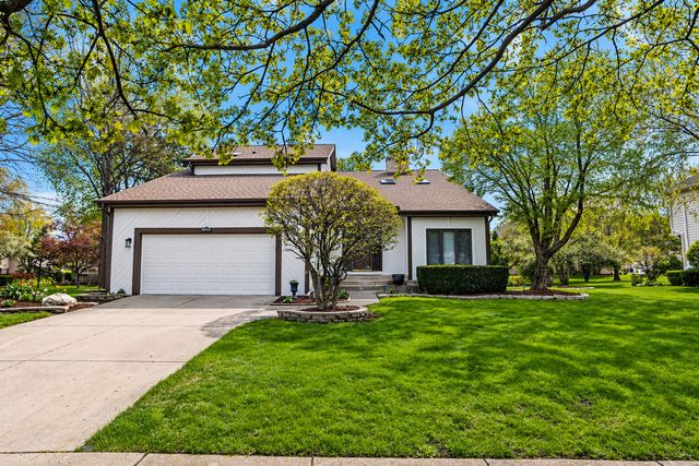 1368 Hunter Circle, Naperville, IL 60540