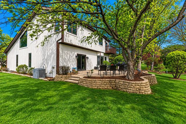 1368 Hunter Circle, Naperville, IL 60540