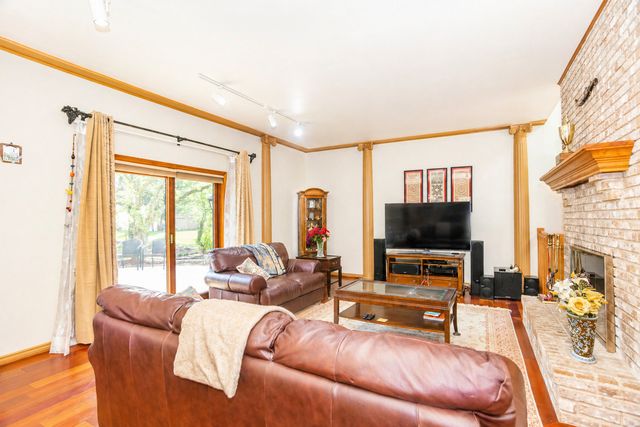 1368 Hunter Circle, Naperville, IL 60540