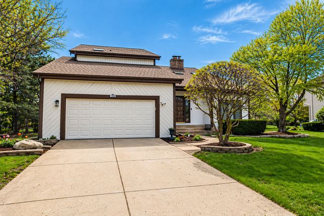 1368 Hunter Circle, Naperville, IL 60540