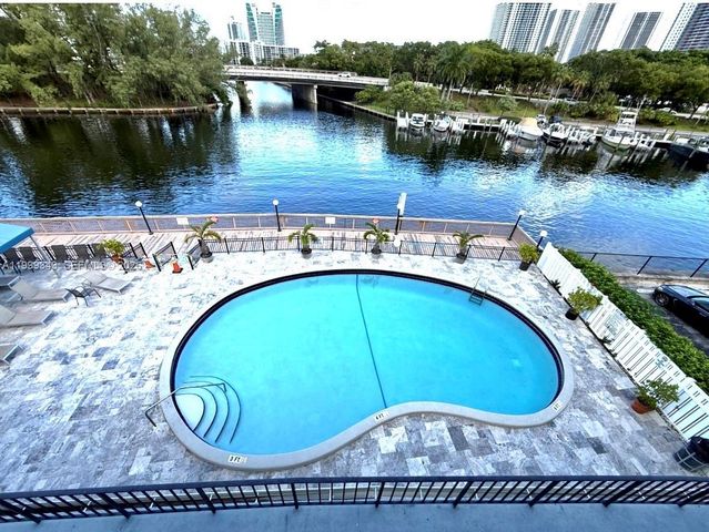 300 Diplomat Pkwy 505, Hallandale Beach, FL 33009
