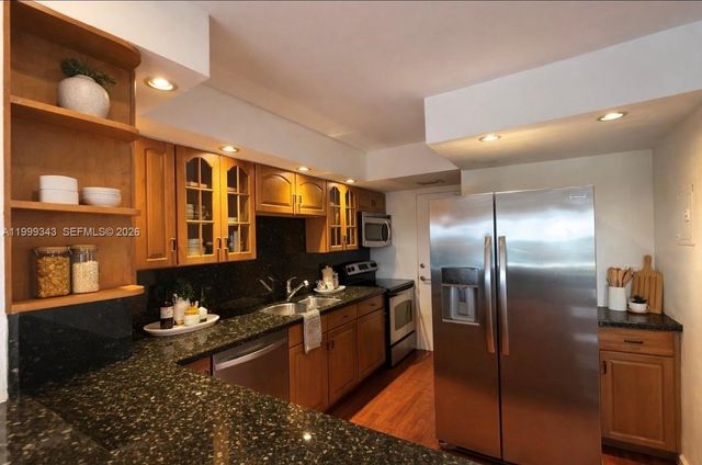 300 Diplomat Pkwy 505, Hallandale Beach, FL 33009