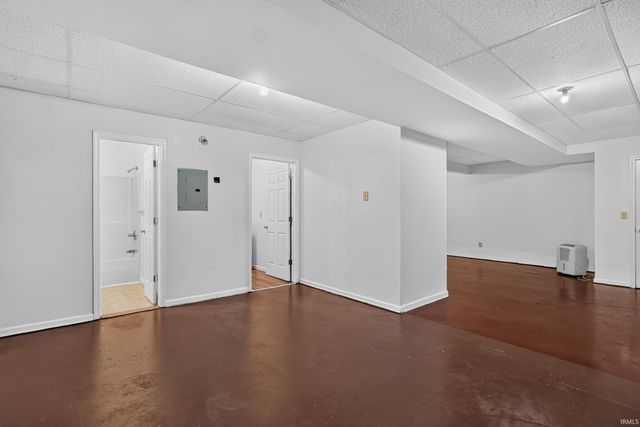 1715 Ashbury Court, West Lafayette, IN 47906