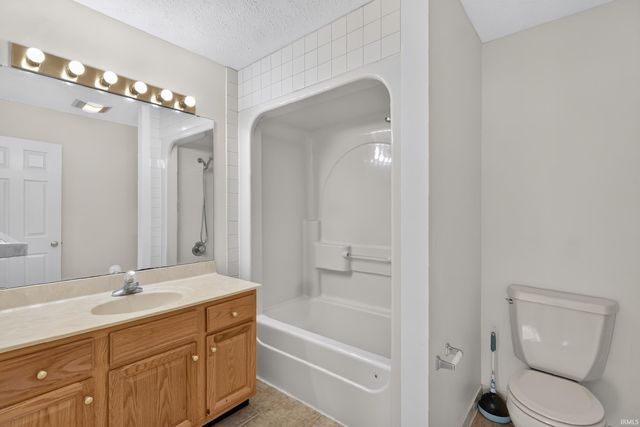 1715 Ashbury Court, West Lafayette, IN 47906