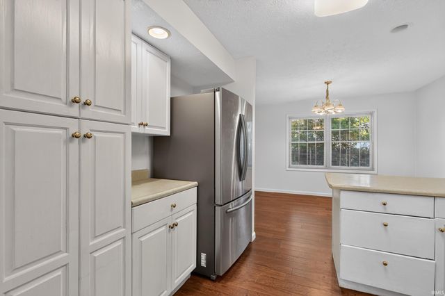 1715 Ashbury Court, West Lafayette, IN 47906