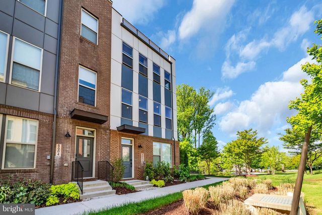 5002 OAKMOORE DR, Rockville, MD 20852