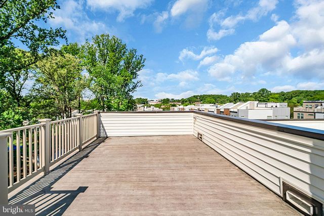 5002 OAKMOORE DR, Rockville, MD 20852