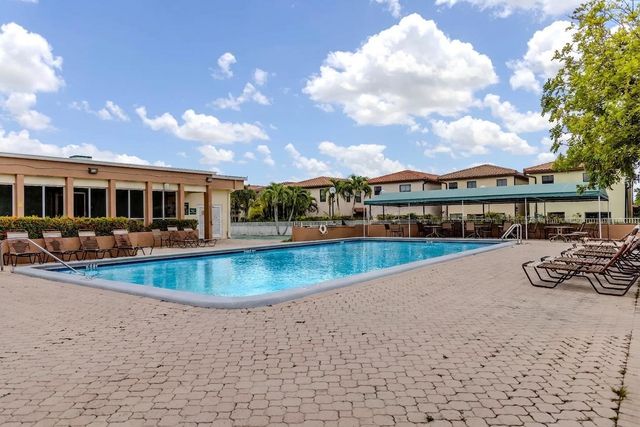 4980 E Sabal Palm Boulevard E 124, Tamarac, FL 33319