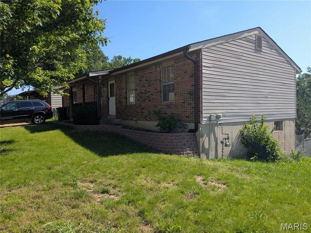 2552 Somerville Drive, High Ridge, MO 63049
