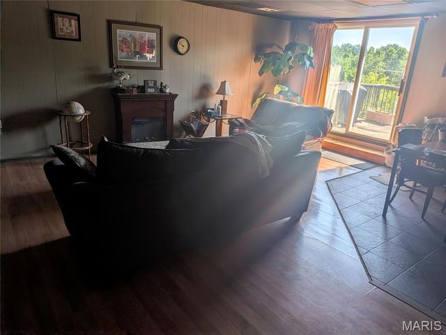 2552 Somerville Drive, High Ridge, MO 63049