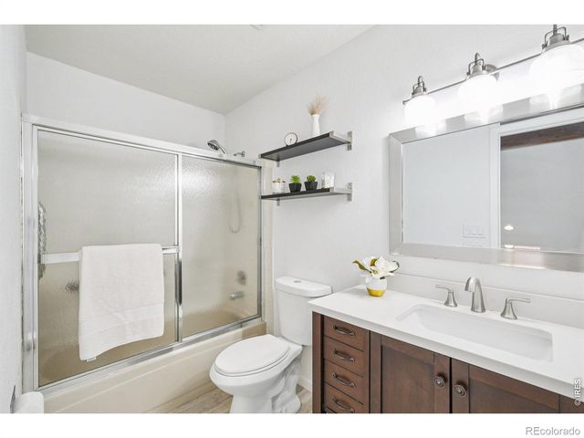 8064 Meadowdale Square, Niwot, CO 80503