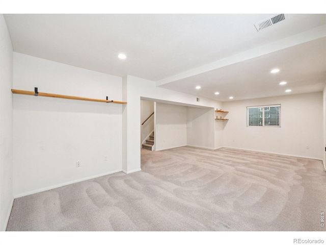 8064 Meadowdale Square, Niwot, CO 80503