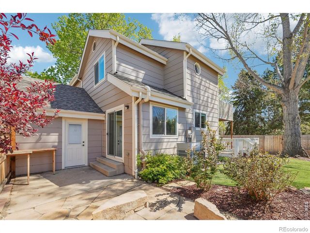 8064 Meadowdale Square, Niwot, CO 80503