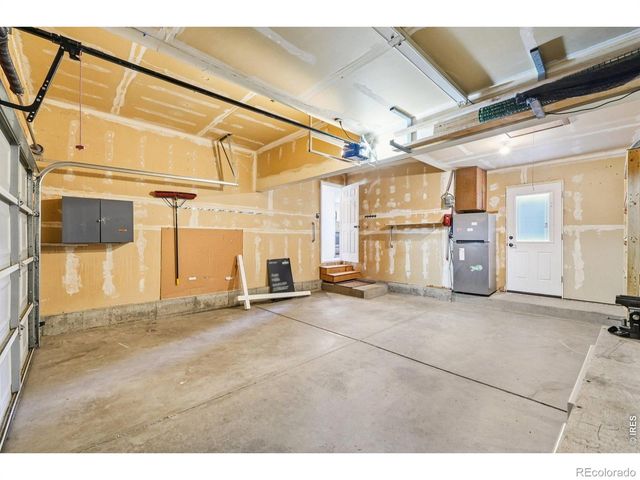 8064 Meadowdale Square, Niwot, CO 80503