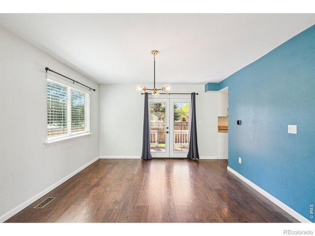 8064 Meadowdale Square, Niwot, CO 80503