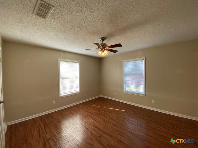 1490 W Klein Road, New Braunfels, TX 78130
