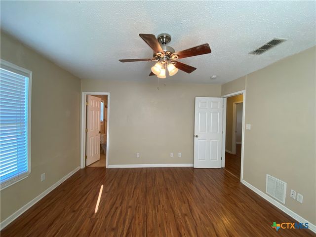 1490 W Klein Road, New Braunfels, TX 78130