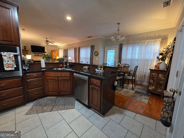 801 Eggie Court, Mcdonough, GA 30252