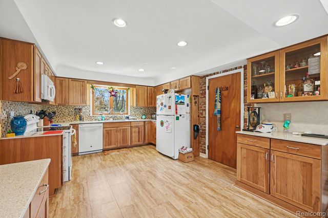 5700 24 Mile Road, Shelby Charter Township, MI 48316