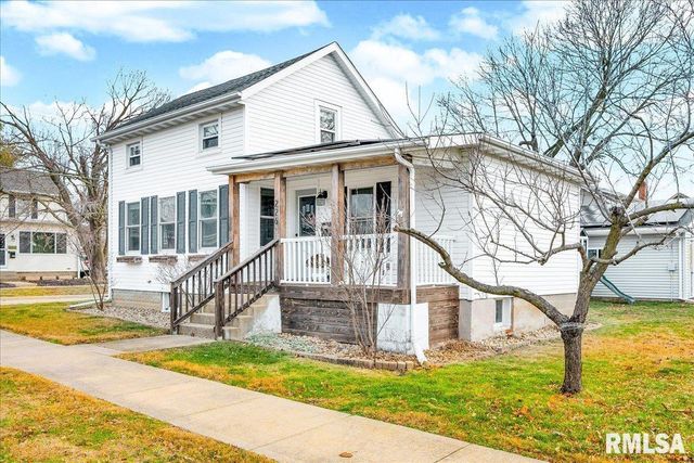 226 N 4TH Avenue, Morton, IL 61550