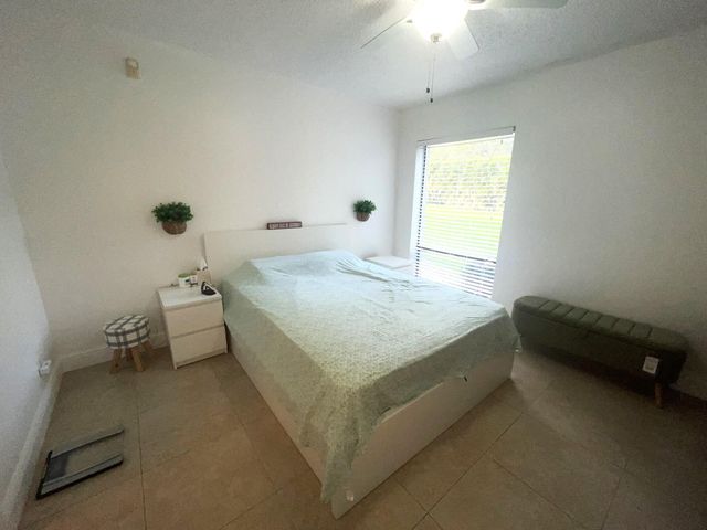 2500 Presidential Way 106, West Palm Beach, FL 33401