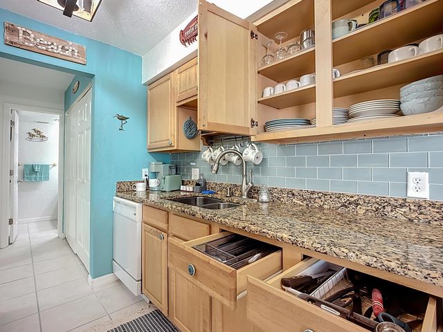 30 Brigantine Ct, St Augustine, FL 32080