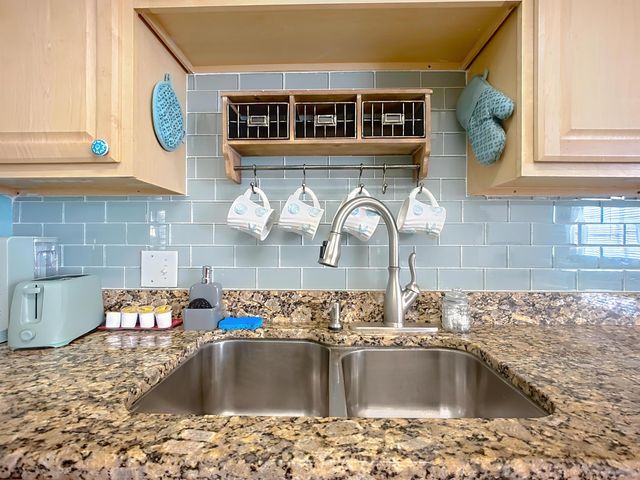 30 Brigantine Ct, St Augustine, FL 32080