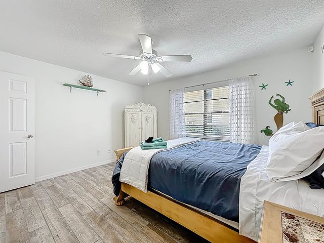 30 Brigantine Ct, St Augustine, FL 32080