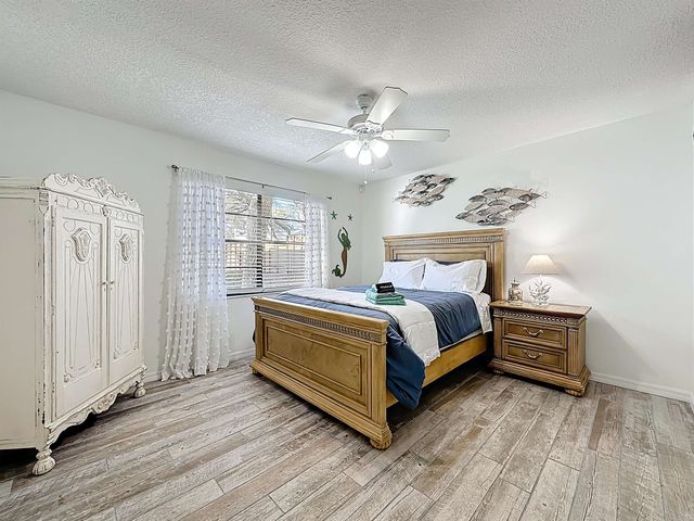 30 Brigantine Ct, St Augustine, FL 32080