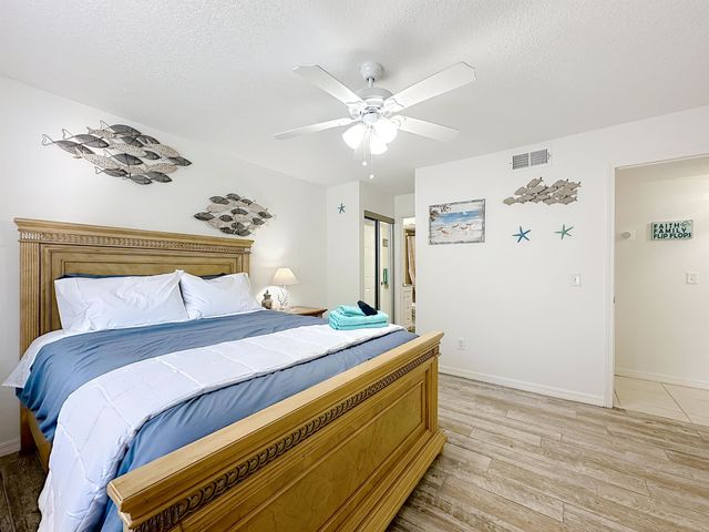 30 Brigantine Ct, St Augustine, FL 32080