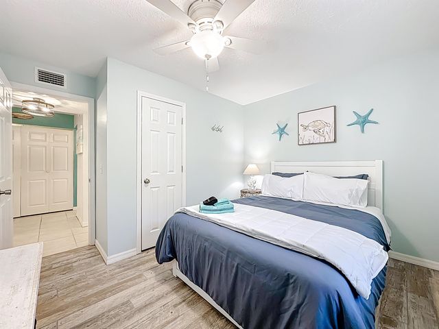 30 Brigantine Ct, St Augustine, FL 32080