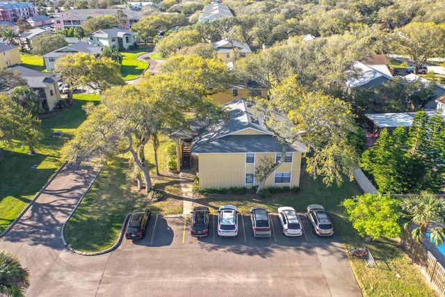 30 Brigantine Ct, St Augustine, FL 32080