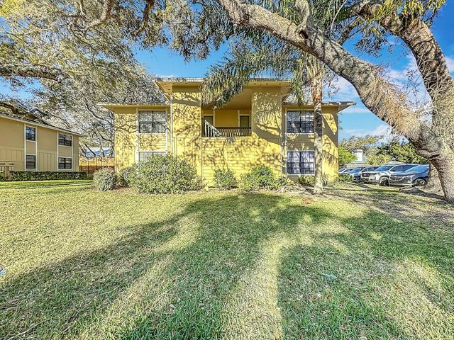 30 Brigantine Ct, St Augustine, FL 32080