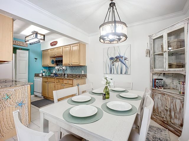 30 Brigantine Ct, St Augustine, FL 32080