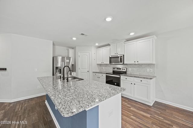 372 Poppleton Drive, Hampstead, NC 28443