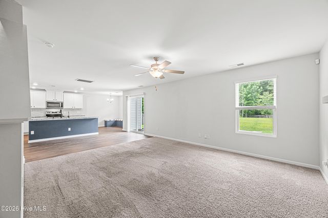 372 Poppleton Drive, Hampstead, NC 28443
