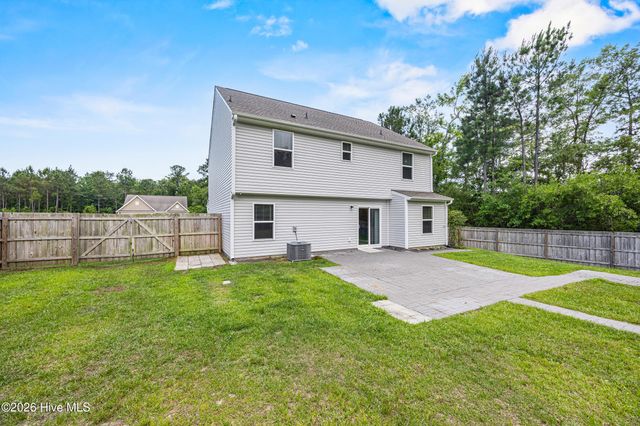 372 Poppleton Drive, Hampstead, NC 28443