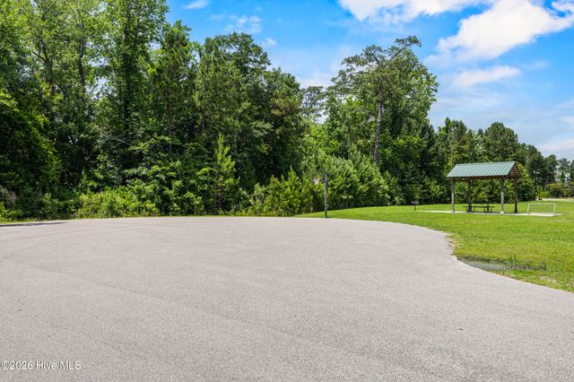 372 Poppleton Drive, Hampstead, NC 28443