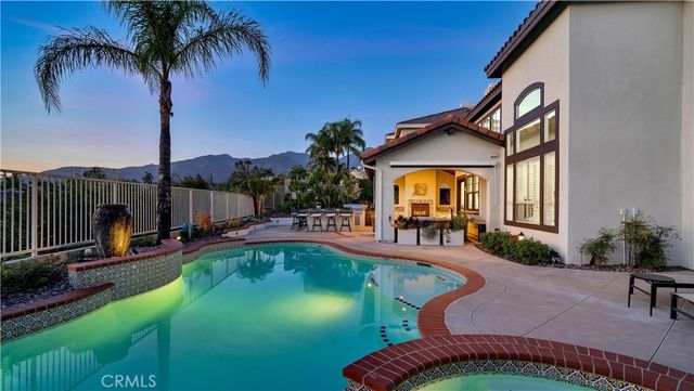 21621 Turtledove St, Rancho Santa Margarita, CA 92679