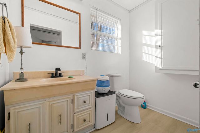 8 Smith Court, Centre, AL 35960