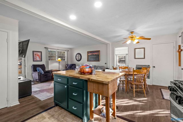 8 Smith Court, Centre, AL 35960